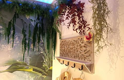 Jungle Spa - Cocon tropical et dépaysant avec balnéo en plein coeur de Pézenas ! - Foto 9