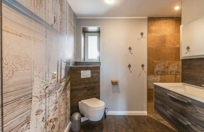 Wooden Holiday Home With a View of the Dike - Foto 5