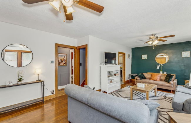 Cute Cozy and Cheerful 3 Bedroom House - Photo 15