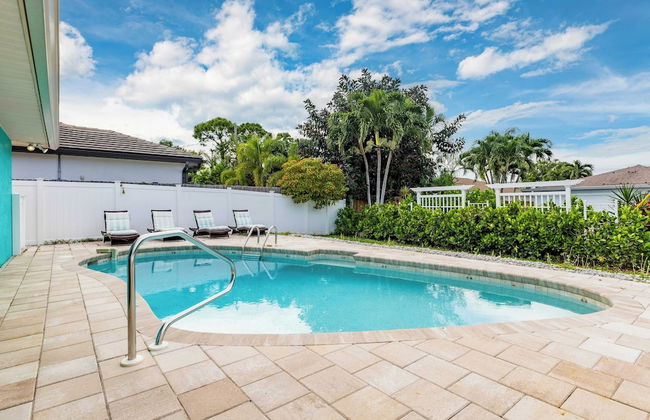 Private Pool + Sunroom Beach Escape at Manatee - Foto 2