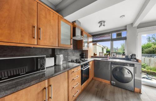 Peaceful 3-BR Home-Driveway, Sky-TV-Free WiFi - Foto 23