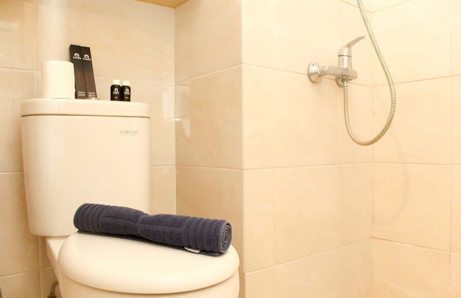 Tidy And Homey Studio Apartment At Mustika Golf Residence - Foto 12