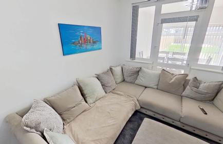 Stylish 3-Bed house NEC-JLR-Airport-HS2-Driveway - Foto 6