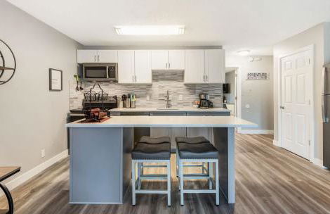 Newly Remodeled Top-floor Condo near Downtown Bend - Photo 12