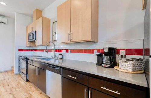 Modern Ballard Townhome with Rooftop Views - Foto 9