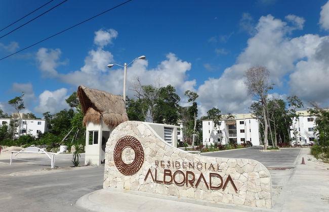 Tropical Paradise Apartment - Photo 27