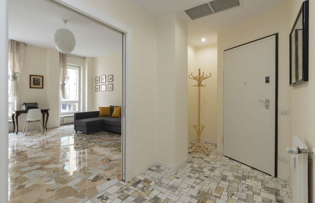 JOIVY Modern 2bed flat with balcony, 250m from M5 Foppa and M2 Sant'Agostino - Photo 27