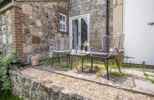 Sandstones - Photo 42