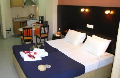Villa Kokkinos - Photo 2