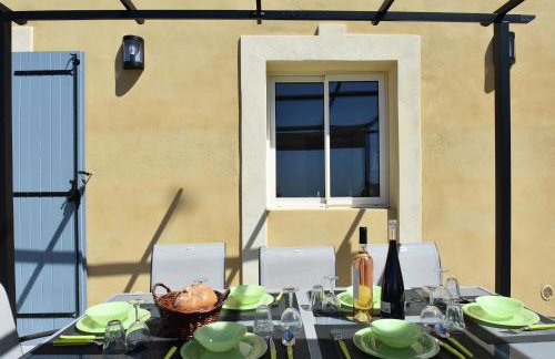 Peaceful Poolside Escape - Foto 33