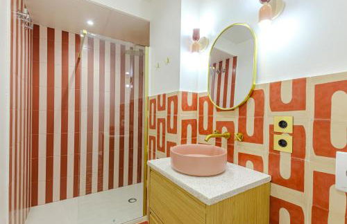 Apartment with exceptional charm in historic center of Alicante - Photo 18