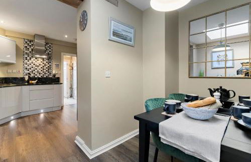 La Petite Maison Apartments - Photo 18