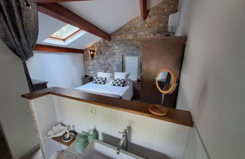 L Antre de Pierres - chambres d'hôtes et gites - Photo 27