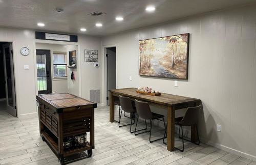 HomeSuite Cabin near Choctaw Casino Fun - Foto 34