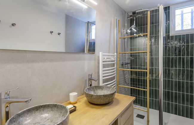 4 bedroom House in Bormes-les-Mimosas with garden and terrace - Photo 21