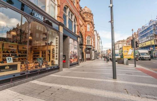 Shoppers Oasis - Heart of Leeds City Centre - Pass the Keys - Foto 47