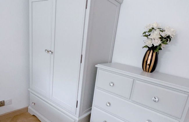 Beautiful 3 Bedroom Apartment in Bournemouth - Foto 25