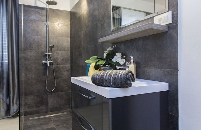 Exquisite Villa with Private Hot Tub in Grebaštica - Foto 15