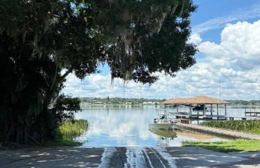 Villa Varona Resort, Heated Pool, Ping-Pong, Pool Table, Fire Pit and Pergola - Foto 80