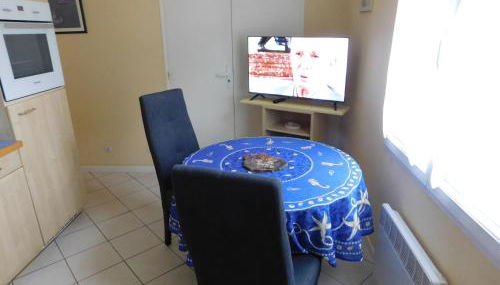 Ile Oléron Près du port de La Cotinière 2 pers. Plage et océan à 50 m - Foto 5