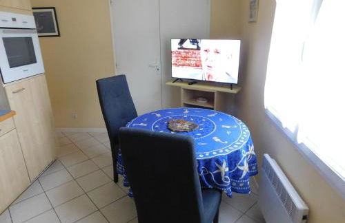 Ile Oléron Près du port de La Cotinière 2 pers. Plage et océan à 50 m - Foto 5