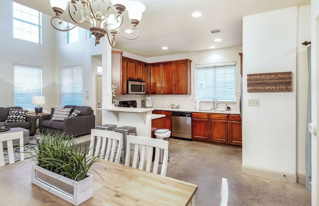 Upstay-2-Home Complex for 18ppl - Photo 24