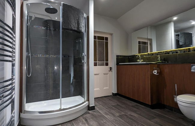 Spacious Penthouse Apartment in Merthyr Tydfil - Foto 15