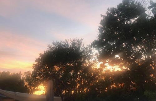 Luxurious 1875 centrally located Canton Akron home, expansive primary & sunset view - Foto 41