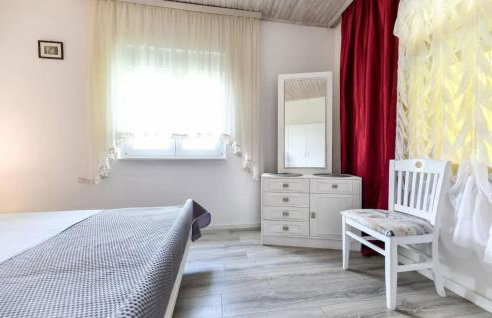 Six-Bedroom Holiday Home In Sv Filip I Jakov - Foto 38