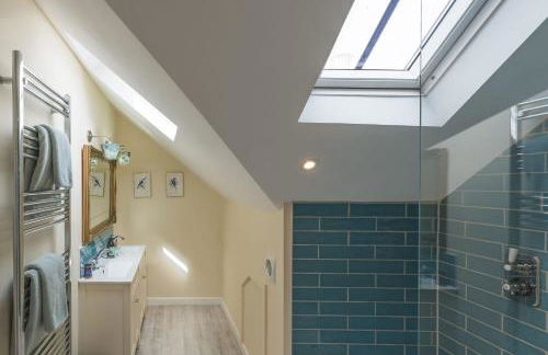 Ebrington Manor by Birch Stays - Photo 59