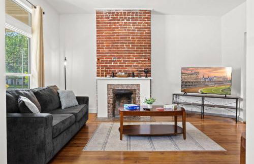 Cozy 1st-Floor Flat 2BR Backyard Free Parking - Foto 9