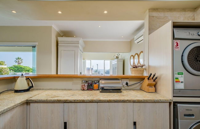 Beach-style Camps Bay Home w Pool Garden Barbados - Photo 18