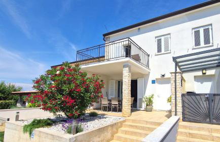 Beautiful Villa Piccolo Paradiso in Novigrad - Foto 1