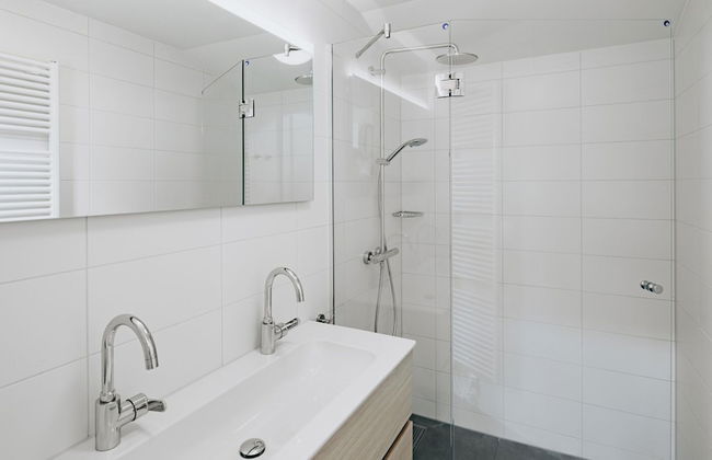 Private Indoor Pool Home in Verviers - Photo 7