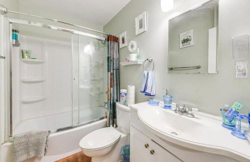 Colonial Heights Home with Large Yard and BBQ Grill! - Foto 11