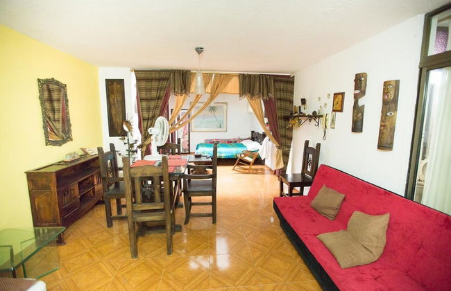 Charming 1-bed Apartment in Armenia - Photo 9