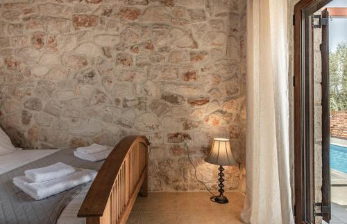 Murtini Stone Villa with Private Pool, by ZanteWize - Foto 18