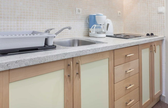 Peaceful Nature Retreat Near Krk Town With BBQ and Parking - Foto 12