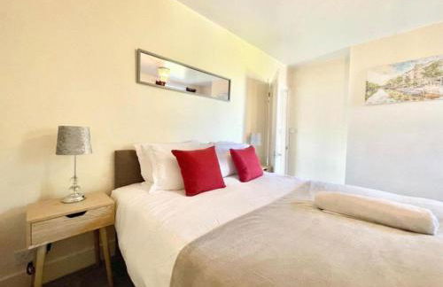 Homely Haven in Canterbury Central Area with Parking - Foto 5