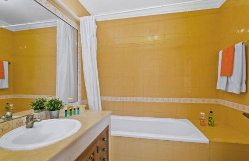 Villa White Sands - Private Oasis, Heated Pool, Beaches & Strip Nearby - Foto 11