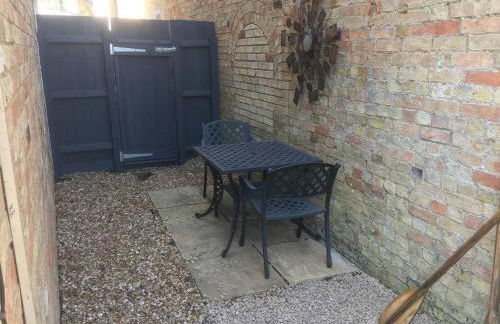 River Courtyard Ground Floor Apt 2BR Parking St Neots Town Centre - Foto 26