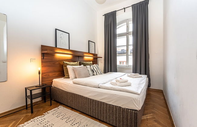 Charles Apartments in Old Town Prague - Photo 15