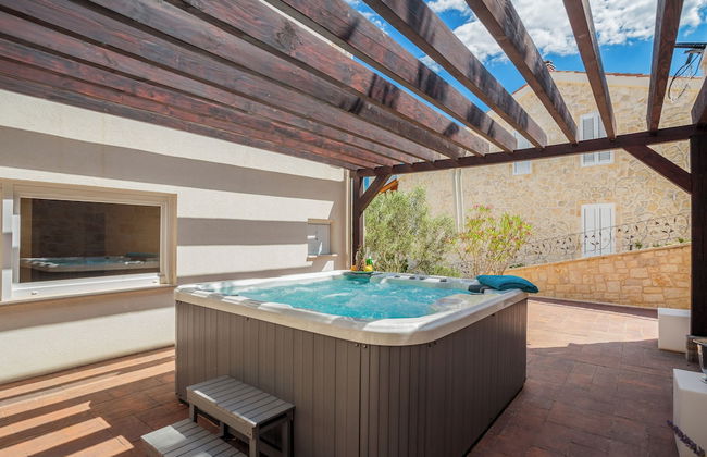 Luxury at Villa Cama - Your Dream Vacation Rental! - Foto 35