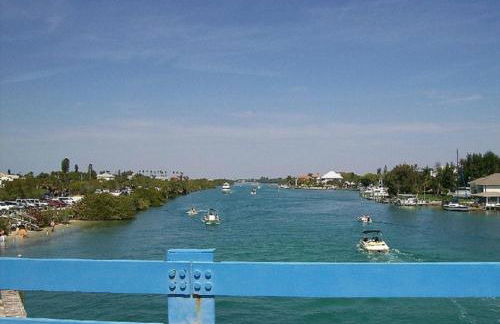 Cottage on Walking Distance To Nokomis Beach - Foto 16