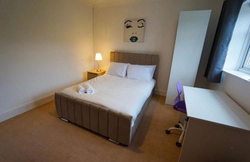 Stunning 7-Bed Home in Lichfield - Foto 21