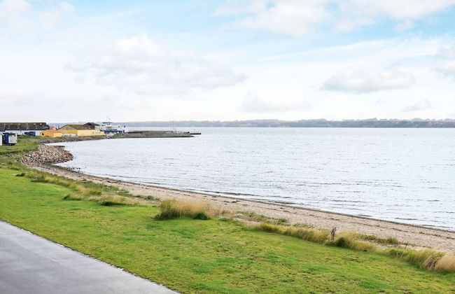 Seaside Retreat in Hvalpsund-by Traum - Photo 32