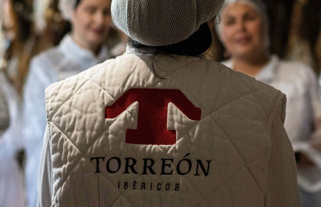 Ham Drying Factory Tour - Photo 7