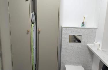 Studio calme et paisible, climatisé avec terrasse au dernier étage, 100m du tramway et 20 min de la promenade des anglais - Foto 17