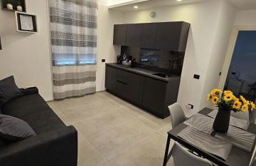 Sweet Life - Photo 1