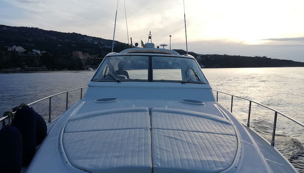 Sorrento Holiday Charter - Foto 3, Habitación